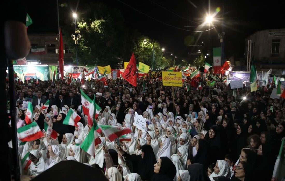 وحدت و پایداری مردم، مهم‌ترین عامل پیروزی است
