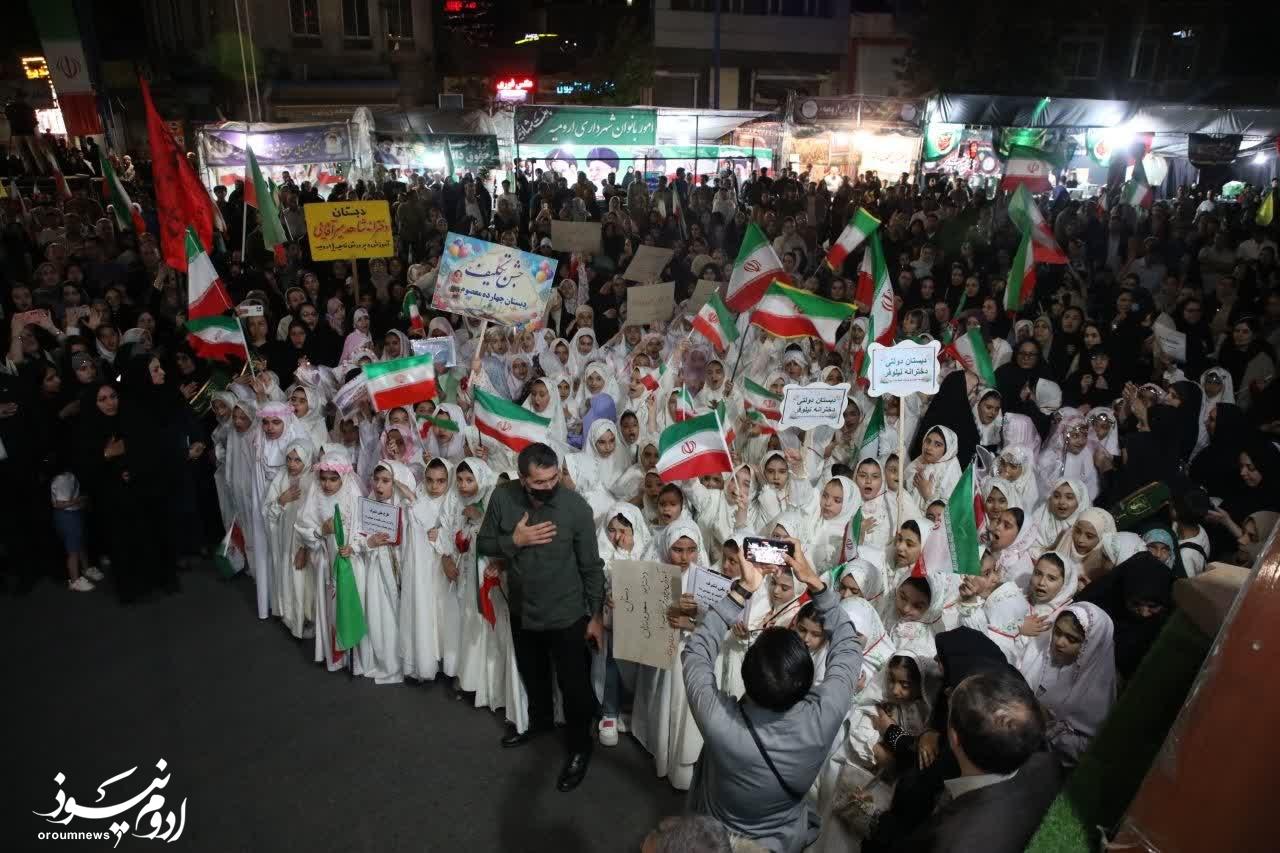 نسل دیجیتال در حماسه خیابان