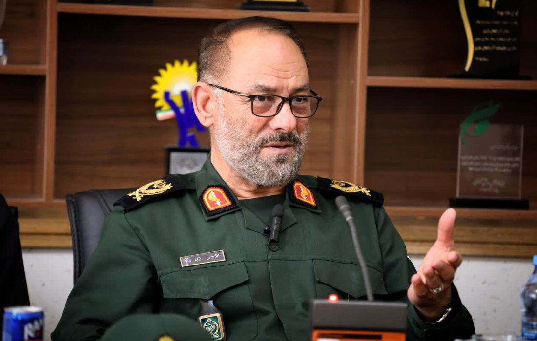 معلمان راویان اقتدار و هویت ملی آیندگان هستند
