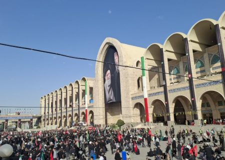 تشییع باشکوه رهبری، نماد اقتدار و وحدت ملی