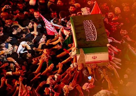 پایان مراسم تشییع امام مجاهد شهید در کربلا