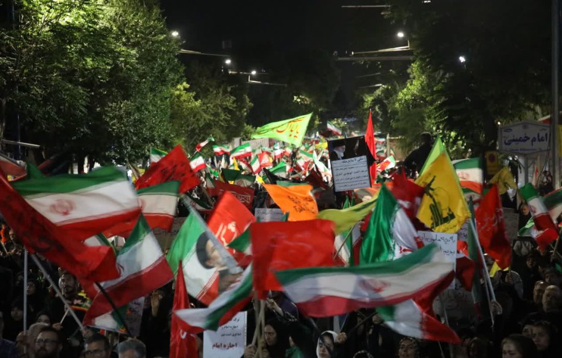 حماسه خیابان در ارومیه؛ ترجمان عملی «باید برخاست»