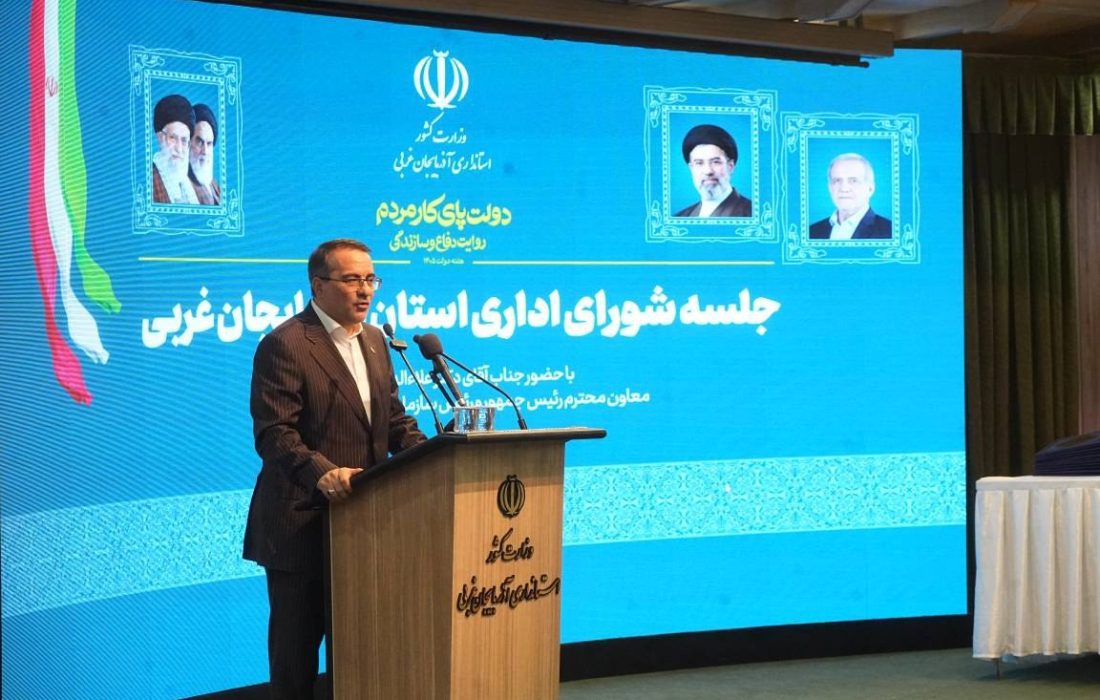 اصلاح ساختارهای اداری در برنامه دولت قرار دارد