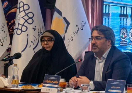 سازمان‌های فرهنگی شهرداری‌ها را از جزیره‌ای‌بودن خارج کنیم