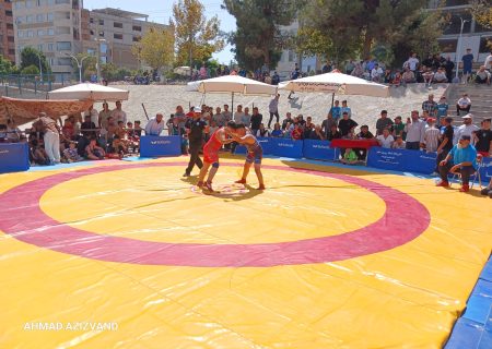 جشنواره کشتی شمال‌غرب کشور در میاندوآب