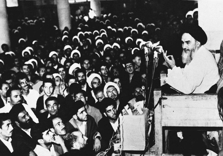 چهارم آبان نماد ایستادگی در برابر سلطه‌جویی است