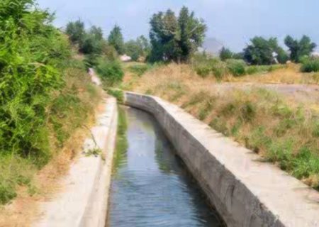 پاک‌سازی مسیرهای انتقال آب ارومیه در آستانه بارندگی‌ها